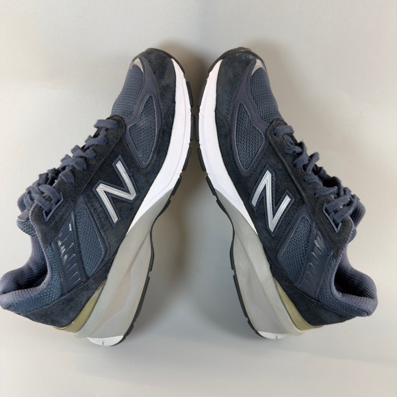 New Balance 990v5 Womens 8.5 8 1/2 B Sneaker Blue USA Made Mesh Suede Dad Shoes - Picture 9 of 16